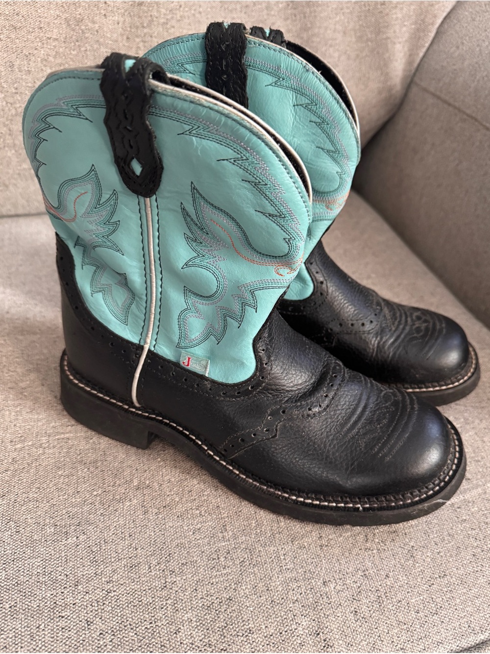 L9905-Women's Justin Gypsy Cowgirl Boots-Size 10
